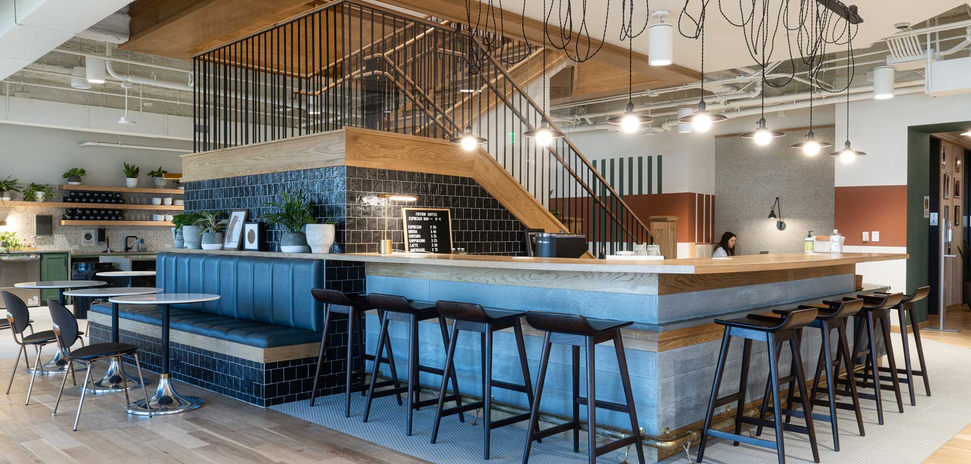 Common Desk TCC K2 Construction